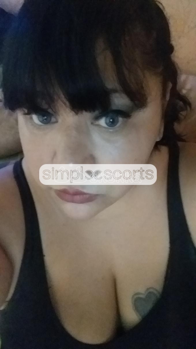 1125593325 Hola me llamo Sabrina soy talla grande(gorda contextura grande) soy de Avellaneda z.sur.. No cuento con lugar solo voy a hoteles u domicilio.Ofrezco algo más que convencional y que disfrutes sin tabú ni prejuicios...Trato tipo novios,sexo oral hasta el final,vaginal,lluvia plateada,besos negros,cambio de roles, masturbación,lluvia dorada,juguetes,dominacion , disciplina,fantasías,fetiches,morbo y másEspero tu msj para disfrutar de una de las cosas más lindas que es el sexo libre..También tengo mercado pago...