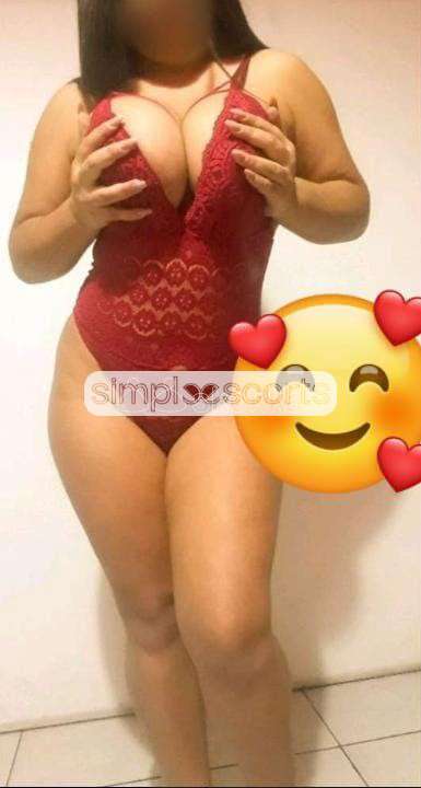 3513858152 Déjate seducir con mis encantos y cambia la rutina y el estrés del día