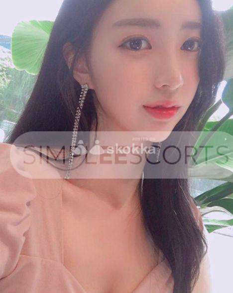 422084603 Pretty Korean aka sweet Sofia