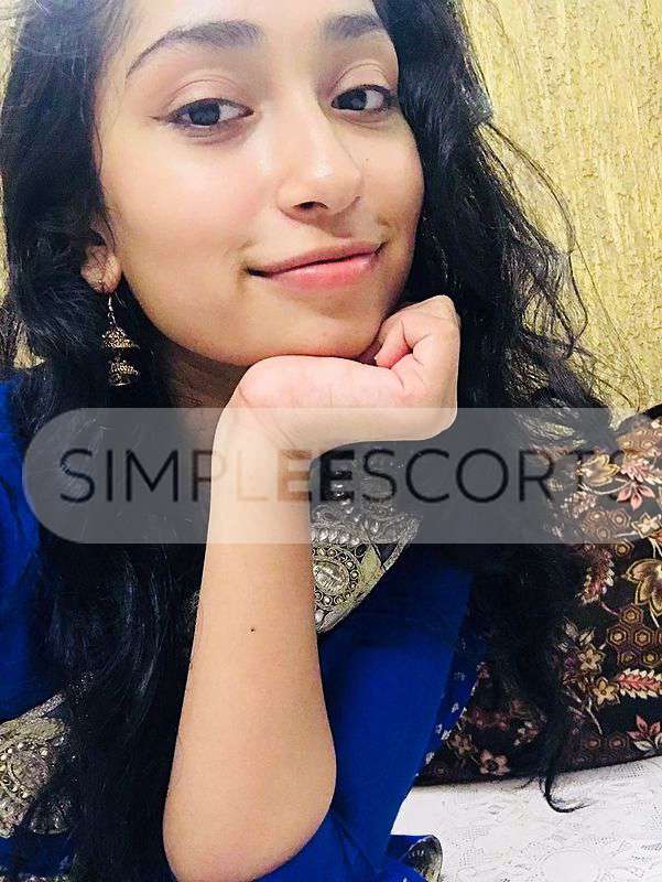 480023387 INDIAN PUNJABI GIRL AVAILABLE FOR YOU