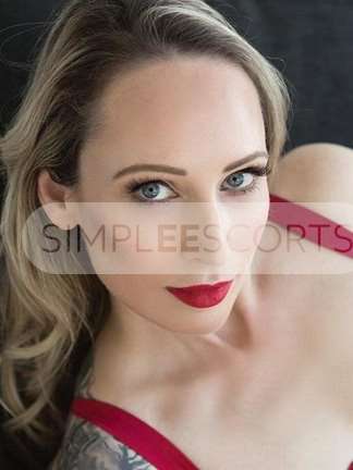 444512124 Australian Mature Escort -Beth Monroe