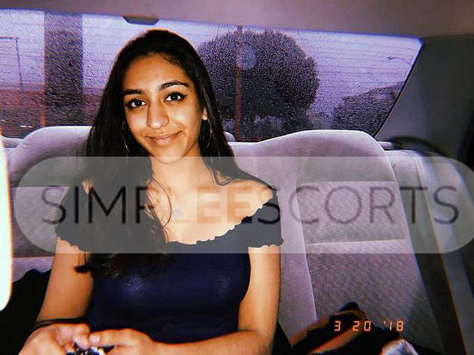 488893740 Indian girl available for Fun