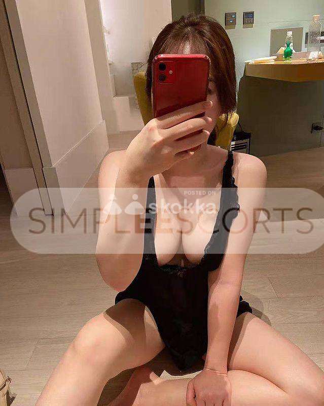 451469897 Beautiful curvy babe is in town!