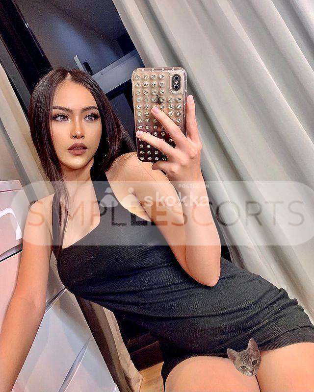 467075880 Seductive high class Bonnie wants some good dick!