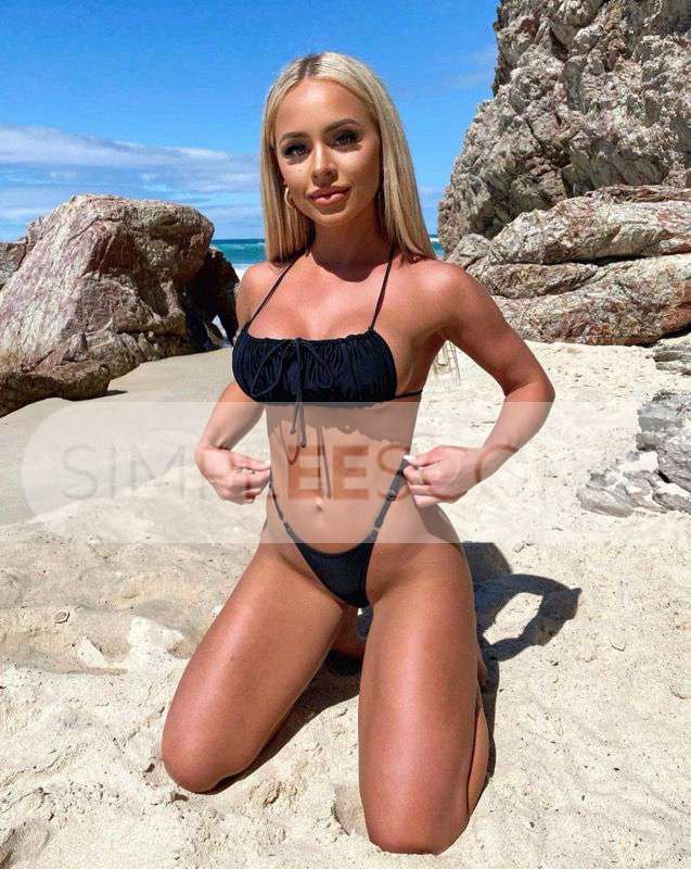 416216918 High profile top seductive party girl Chloe living in Canberra