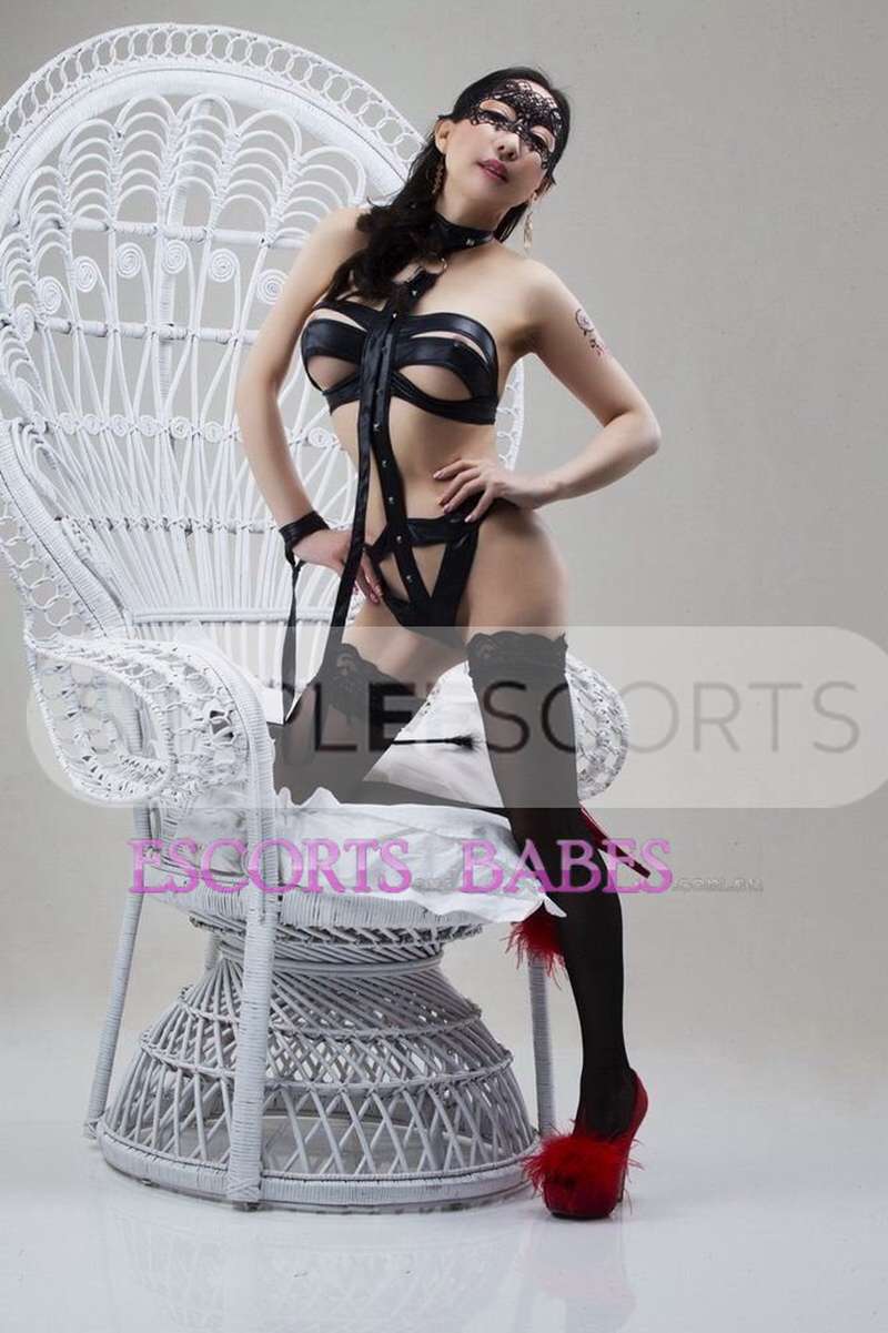 450299885 This is me Yuki top party blonde with big figure providing sex services