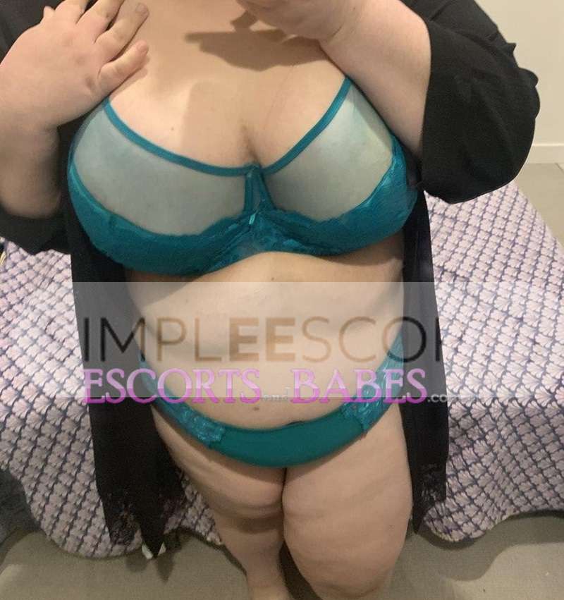 468848101 AUSSIE BUSTY CURVY SENSUAL KINKY BBW! Sensual Massage, BNG, Fetish Domme + Pro Sub! INCALL!