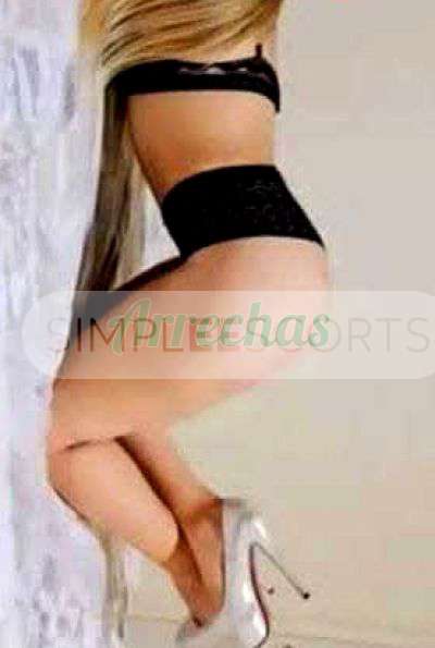 74187835 Pamela con un cuerpo de diosa