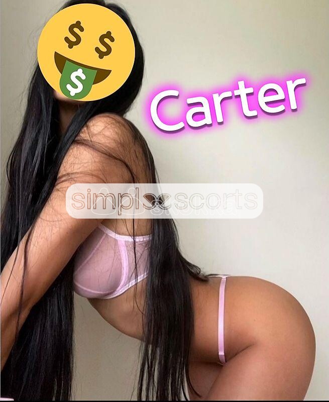 72728043 Servicio VIP exclusivo y de calidad con una modelito fitness