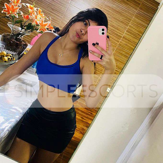 990084011 Jovencita⭐ Rica apretadita x pocos días en la ciudad ⭐