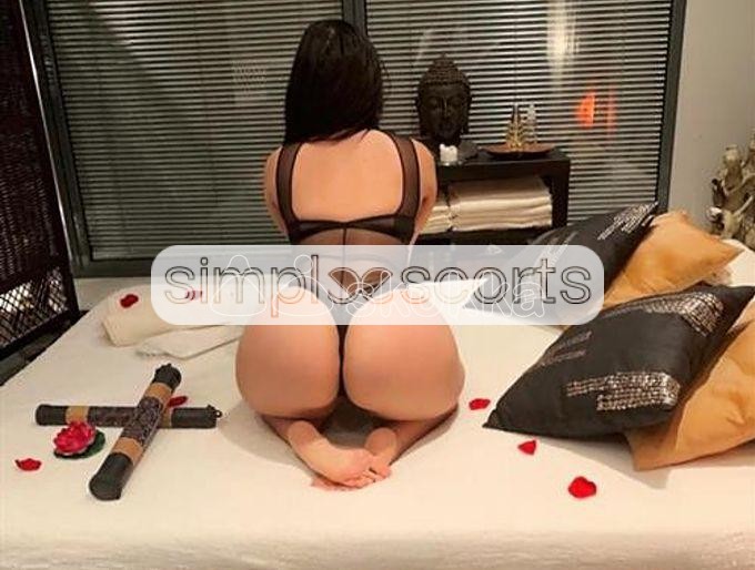 940522650 Bella y ardiente conejita caliente, esperando por ti
