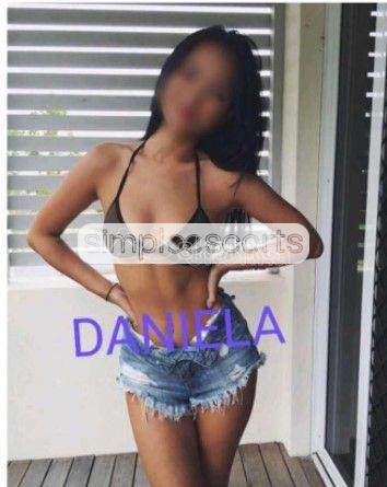 955165405 Soy Daniela, jovencita rica, sensual y caliente