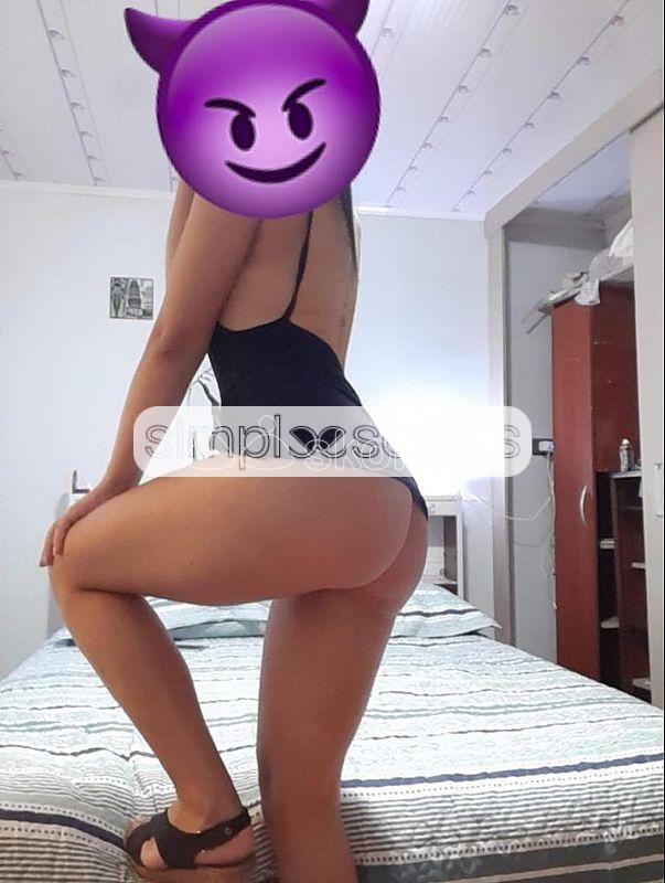 968595502 Celeste con una conchita ideal para ti