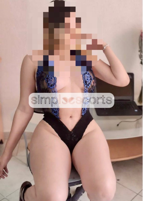936752548 Rica colombiana blanquita esperando por tu lechita
