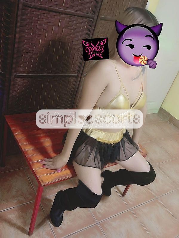 937640467 Me conocen como la gran mamona, soy la famosa chica del ternerito