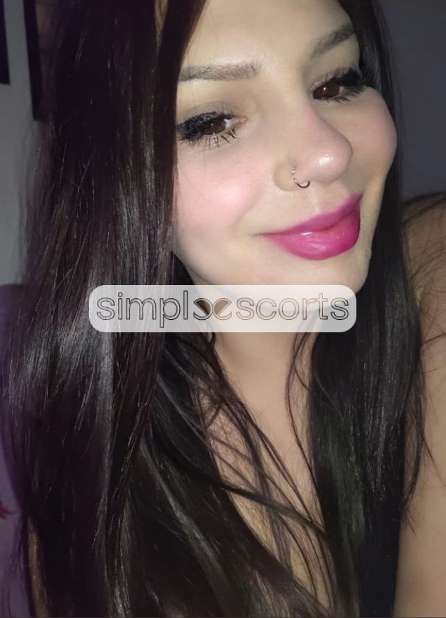 969075304 Catalina bien linda