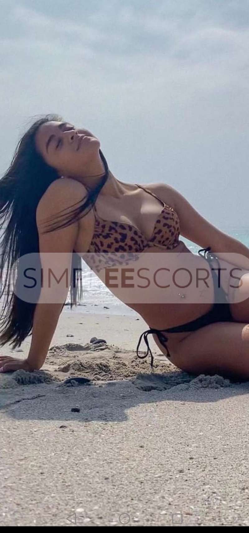 930038448 Divina caliente