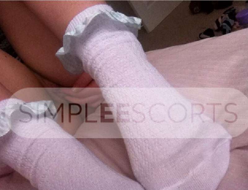 948527613 Danae fantasías ,sexo oral Natural garganta profunda