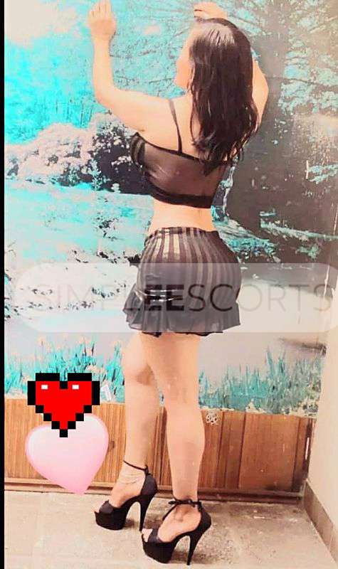 973951907 Milf colombiana y ardiente, la mejor de todas, recien llegadita