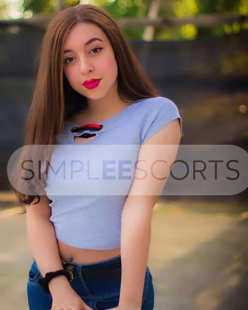 935780401 Daniela cariñosa 26 años