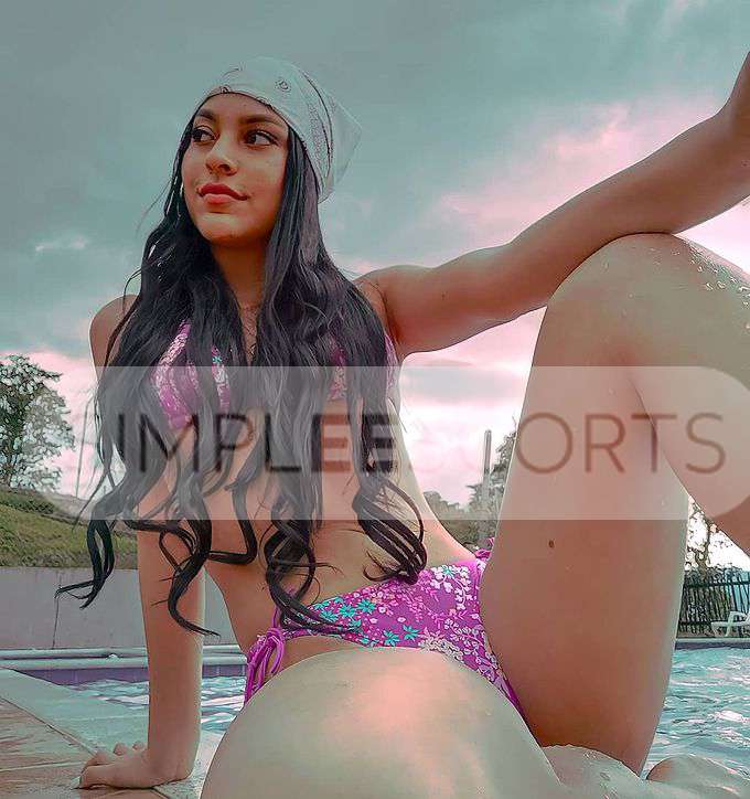 948699359 Momentos inolvidables con Luisa una Linda chica scort Nueva en tú ciudad