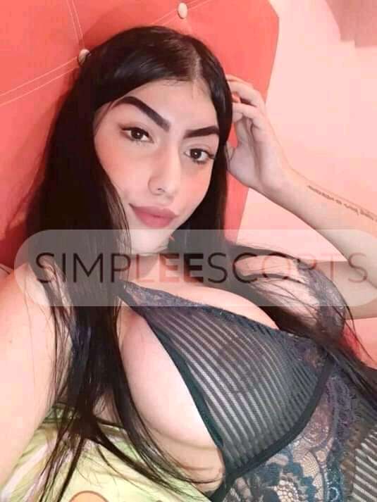 978175404 Andrea caliente