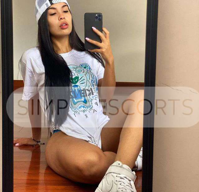 981845451 Sofia la mejor escort que puedas conocer