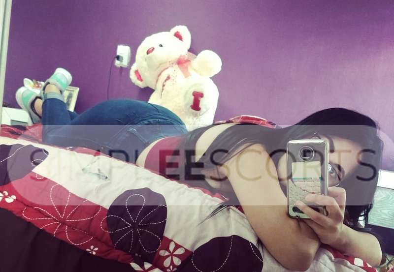 934651657 Estrellita 22 añitos dispuesta a satisfacer tus fantasías