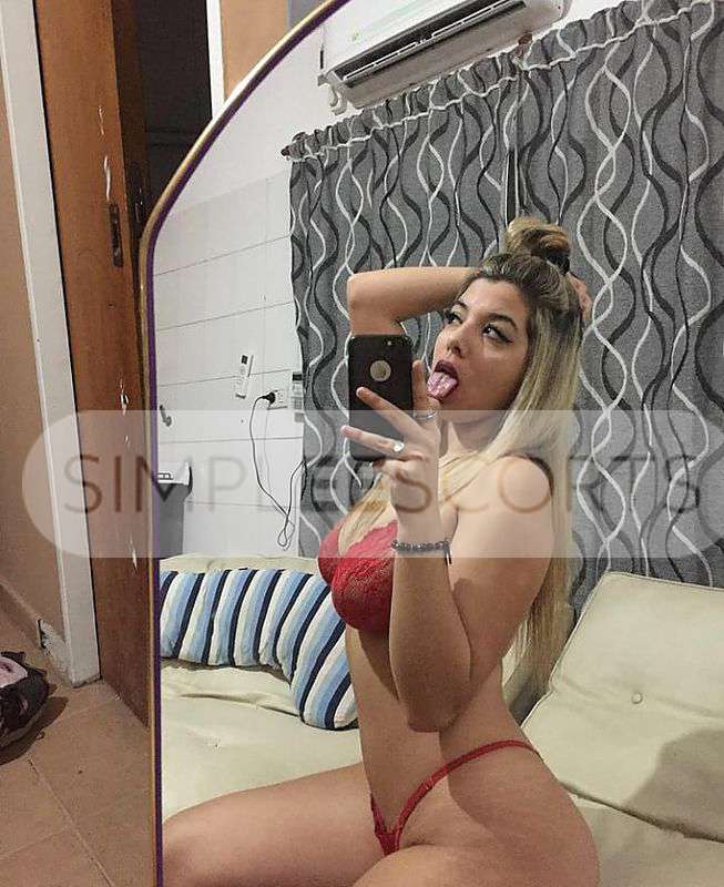 981970896 fernanda, disponible en Vitacura amor