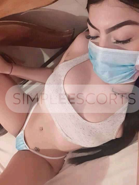 978175404 Andrea caliente