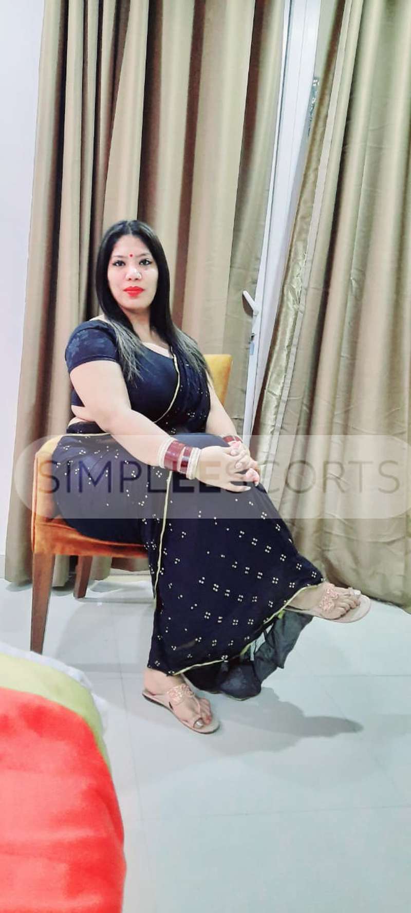 6378020554 Surat in vip 3star hotel in girls service available