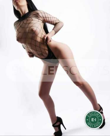 899564180 curvy hot babe Beatrice is new in town