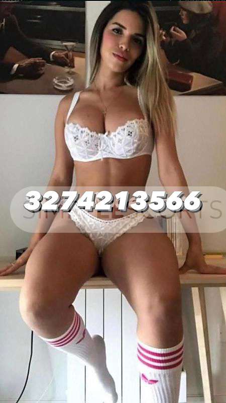 3274213566 Voglio provare tuttooo. Novita Mi chiamo MONICA zona Carassi ! Ragazza Sexy, Giovane e bella Buona fattura