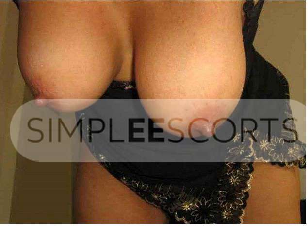 3280911546 Videochiamata ... Seducente E Caldissima Mora Matura,, Fantastica E Paziente...