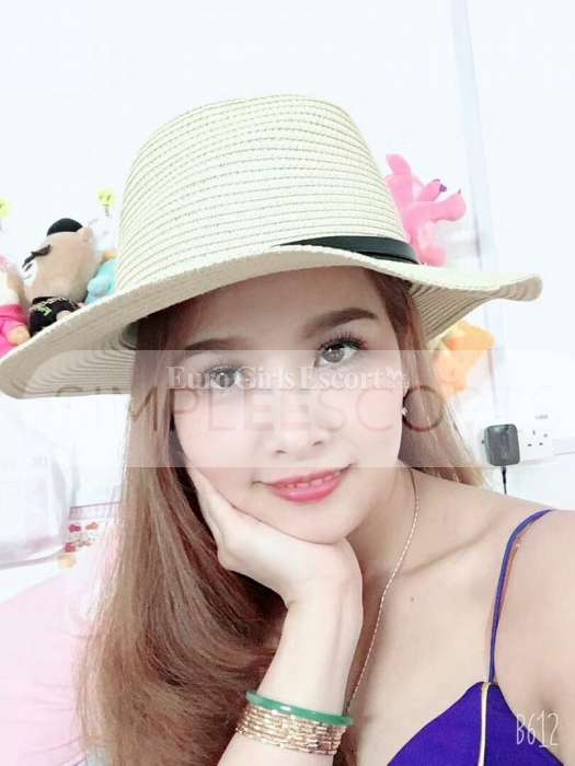 163224797 I am Elsa independant lady looking for decent gentlemen in Johor Bahru Malaysia