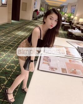 01131640297 My service offered is full service which will include kissing