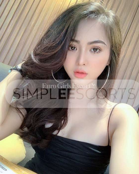 104266288 I'm Amy very hot high profile party girl giving services of escore sexual satisfaction in Selangor