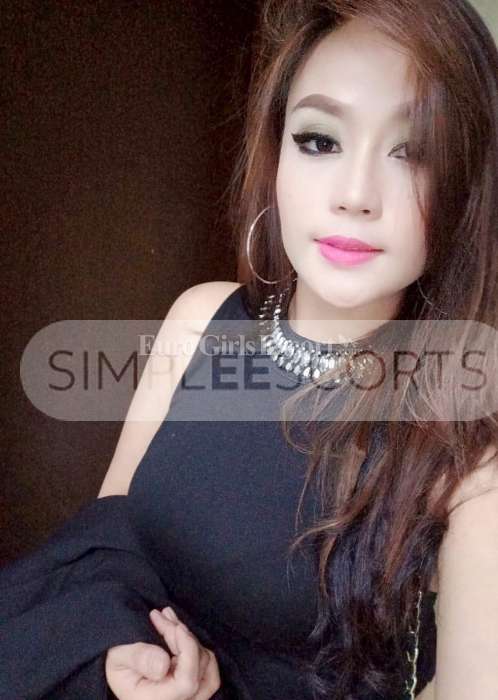 6598955721 Hello Boys! I am Kim sexy blonde living on my own alone in Johor Bahru Malaysia