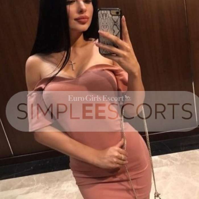 79450433 Hot busty women Nikolle living at safe and secure place in Saint Julian providing sexual services
