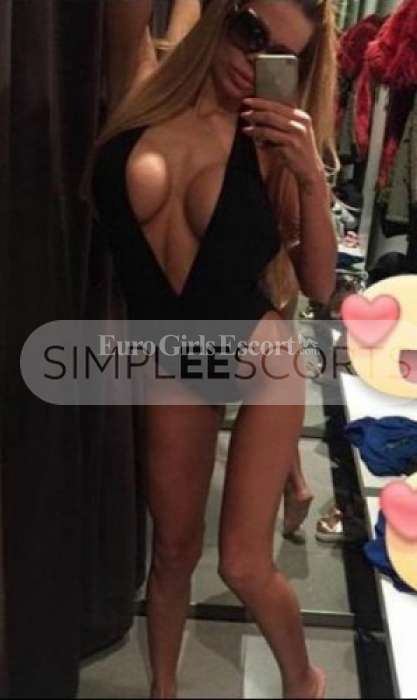 79220927 Very hot seductive high profile milf Leona giving services of escore service satisfaction