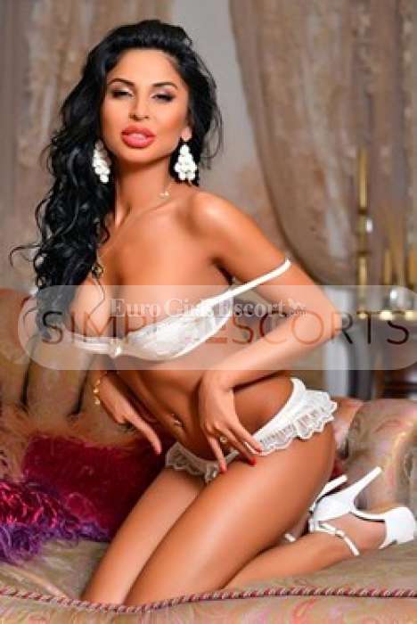 99345971 High profile busty sultry lady Liza living in Saint Julian