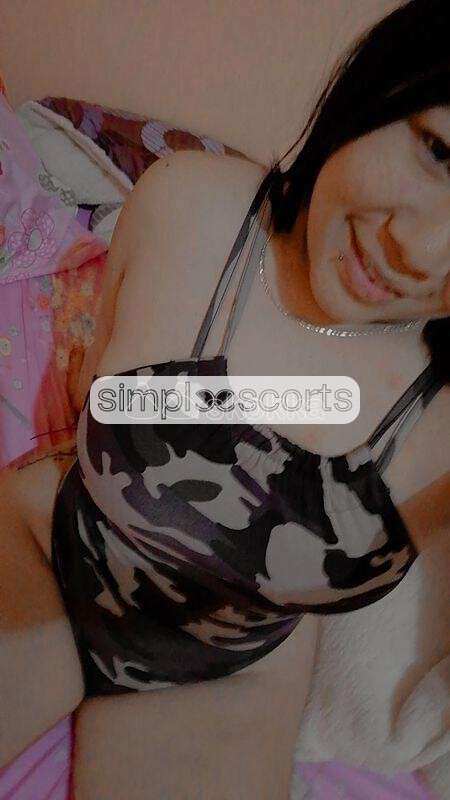 900665428 Cristina una kine tierna pero en la cama una diabla