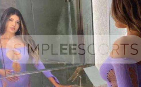 07446507875 Melisa escort girl in Birmingham.