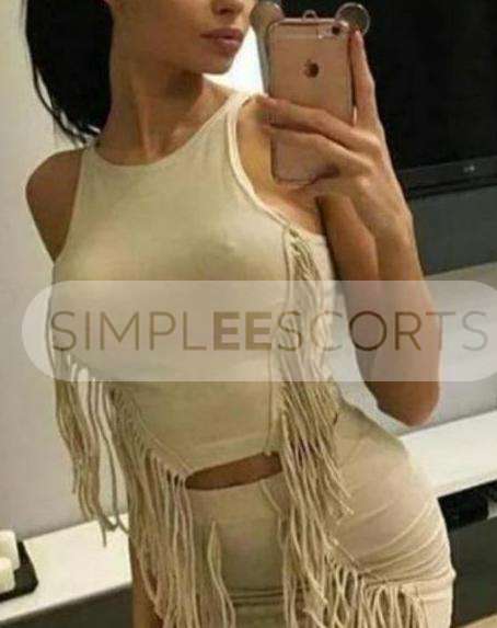 07498708852 Chrystal seductive lady living in Birmingham always full time available for you