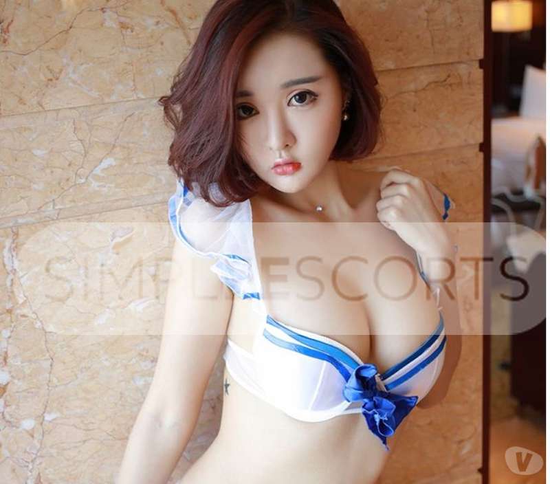 7739370499 ASIA STUDENT ESCORT SERVICE